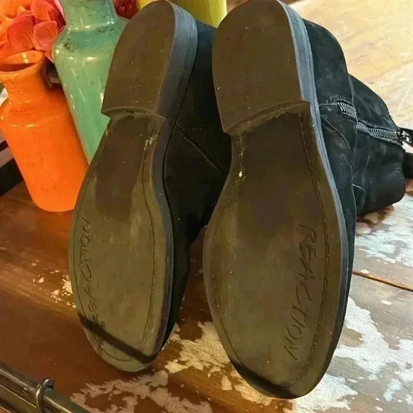 Kenneth Cole Reaction Lift It women’s black wedge zip size 7 - Picture 5 of 5